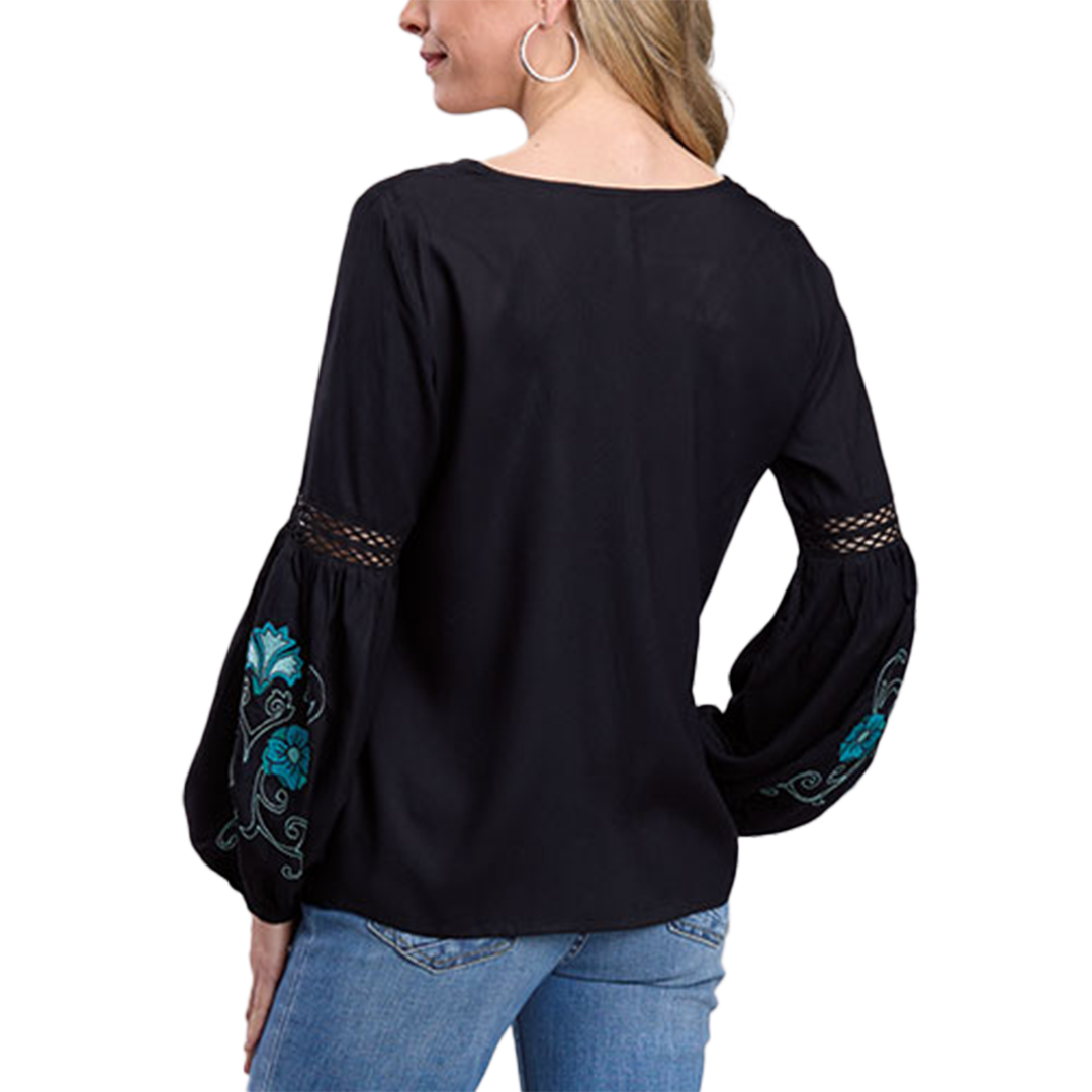 Roper Women's Embroidered Blouse