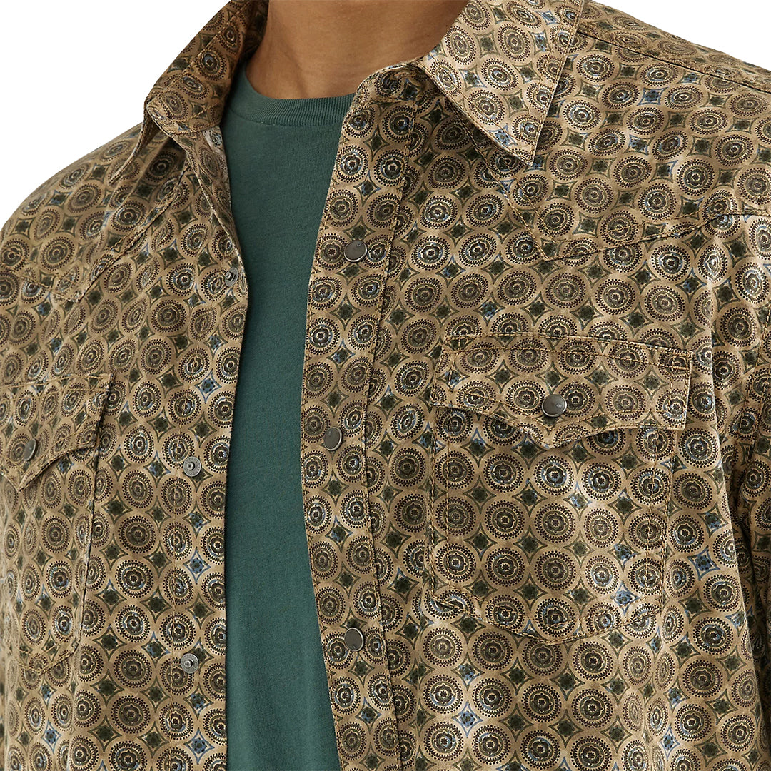 Chemise à manches longues à boutons-pression Wrangler Retro Premium pour homme, motif cercles marron