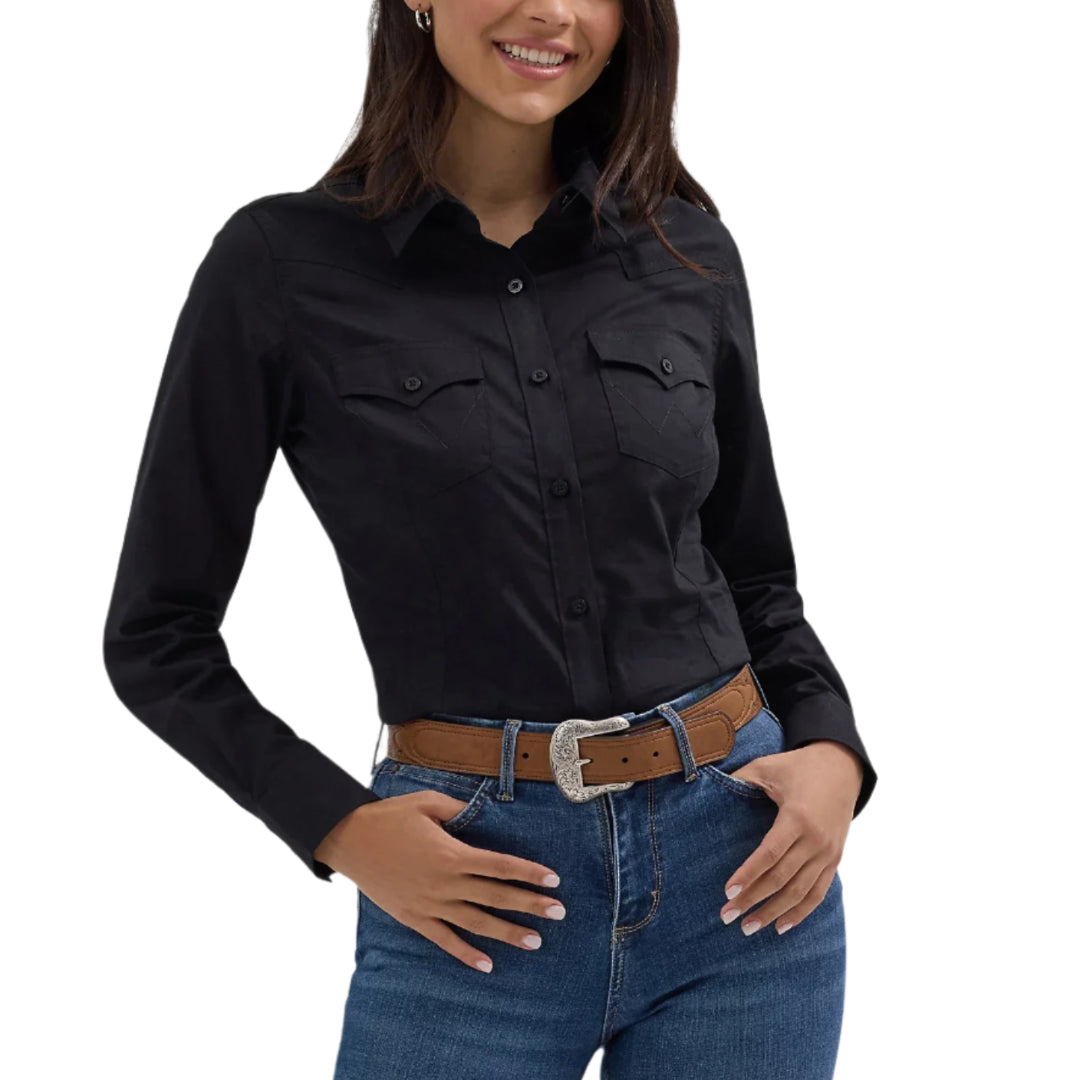 Wrangler Women's Western Long Sleeve Button Down Shirt