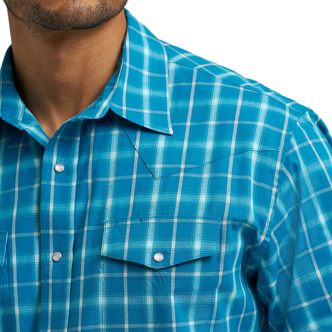 Wrangler Men's Wrinkle Resist Long Sleeve Western Snap Plaid Shirt
