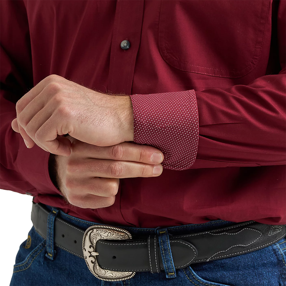 Wrangler Men's George Strait Long Sleeve Button Down Shirt