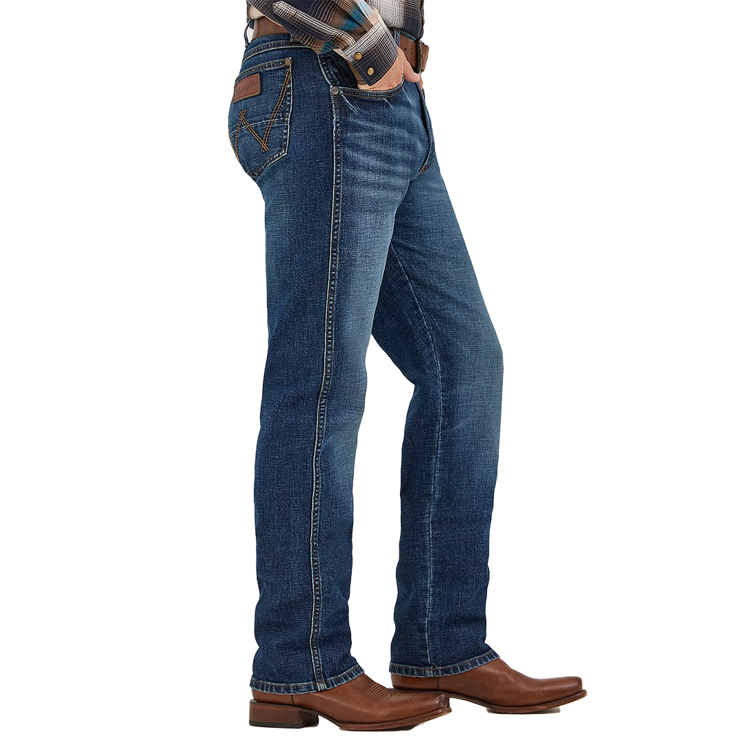 Wrangler Men's Retro Slim Fit Straight Leg Jean