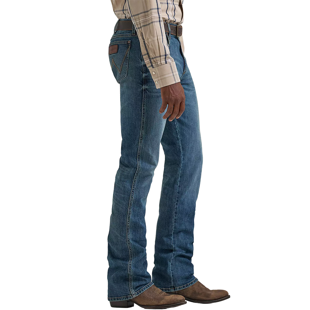 Wrangler Men's Retro Slim Fit Bootcut Jeans