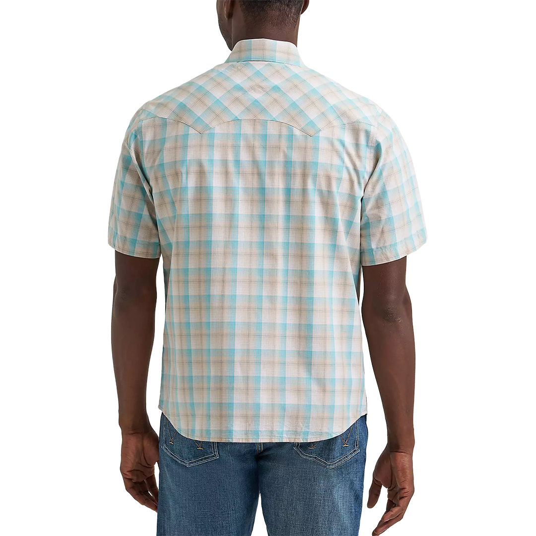 Wrangler Men's Retro Plaid Short Sleeve Snap Shirt