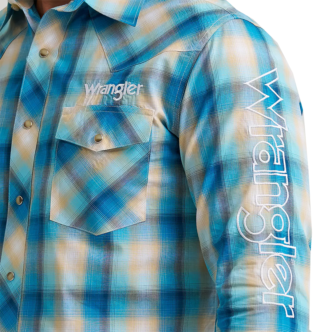 Wrangler Men's Logo Long Sleeve Snap Shirt