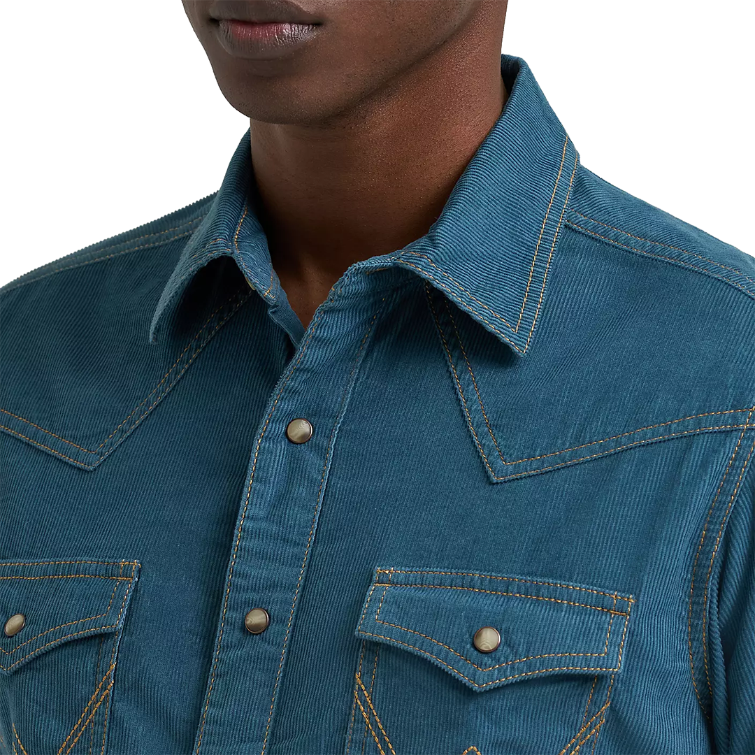 Wrangler Men's Retro Premium Corduroy Long Sleeve Snap Shirt