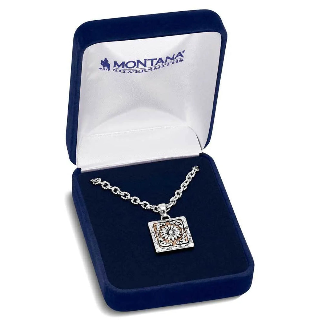 Montana Silversmiths Women's Ranch House Floral Necklace