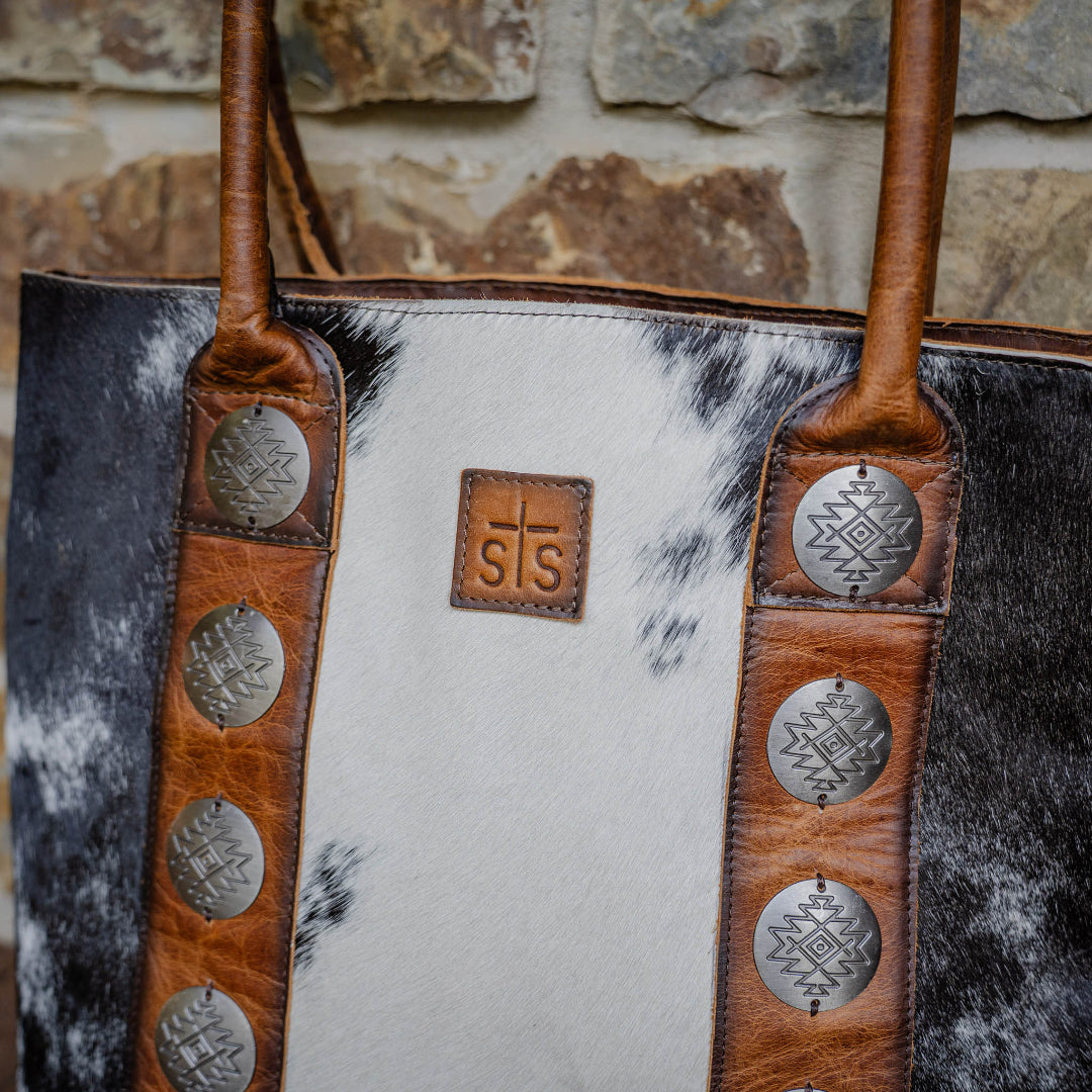 STS Ranchwear Vaquero Cowhide Tote