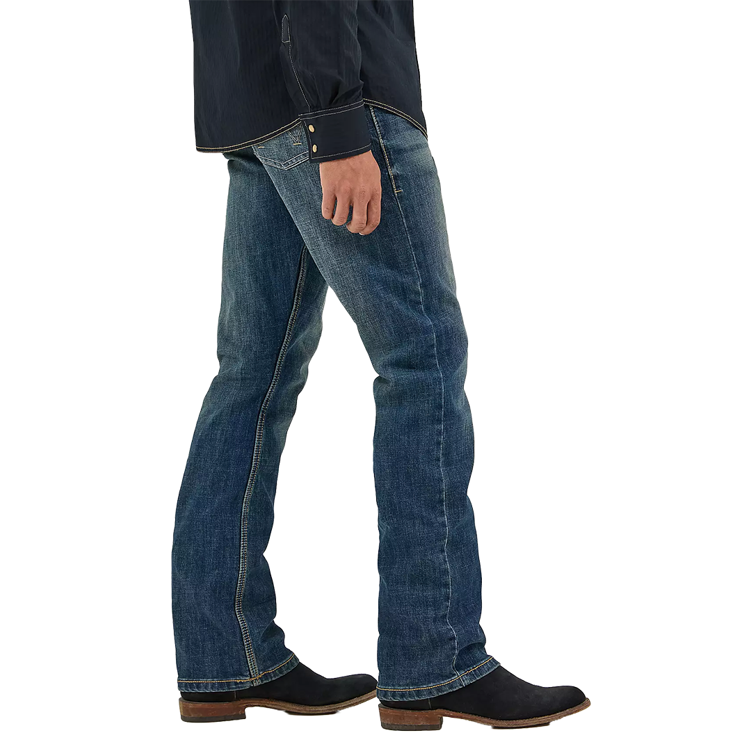 Wrangler Men's Retro Slim Fit Bootcut Jeans