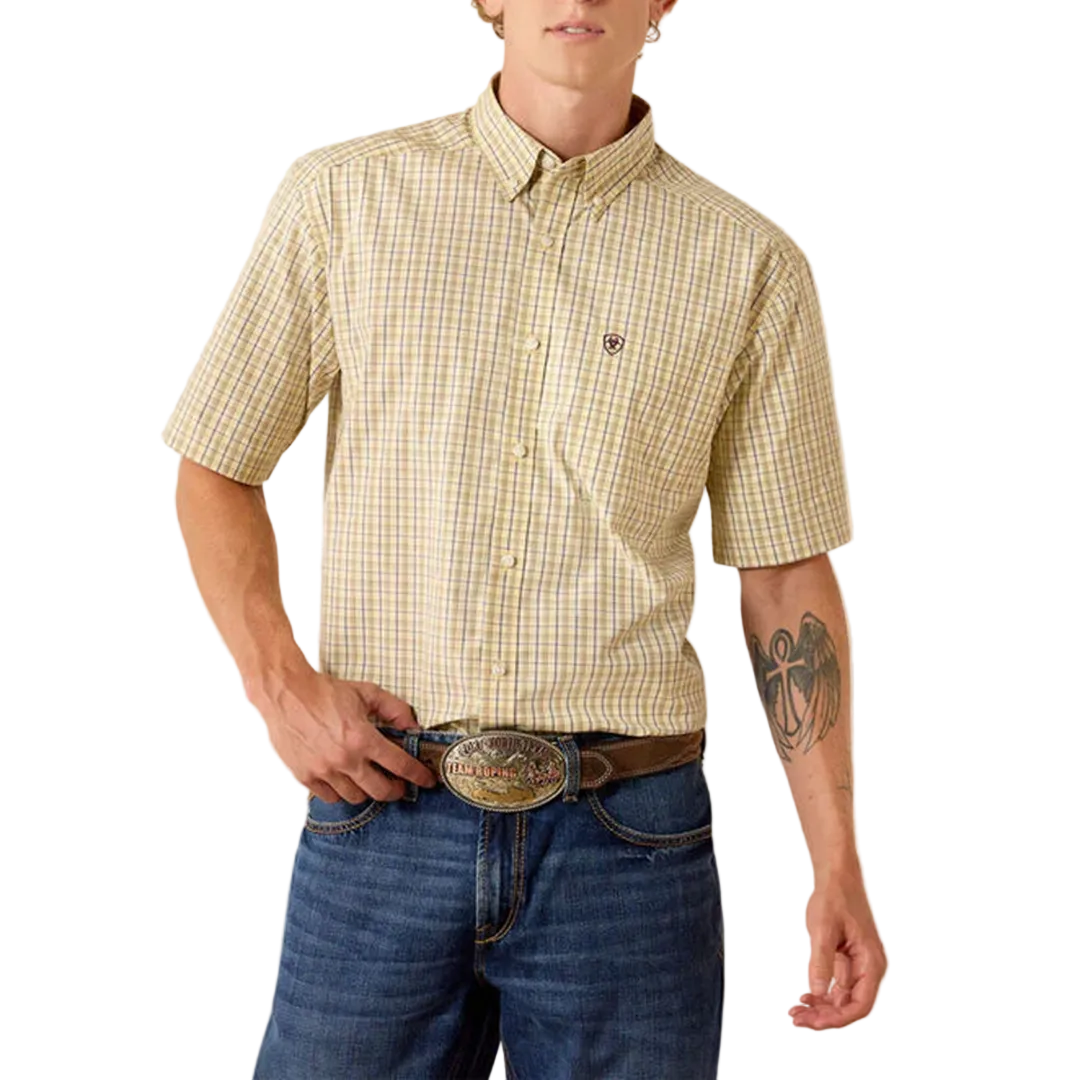 Ariat Men's Pro Series Cal Classic Fit Short Sleeve Button Shirt