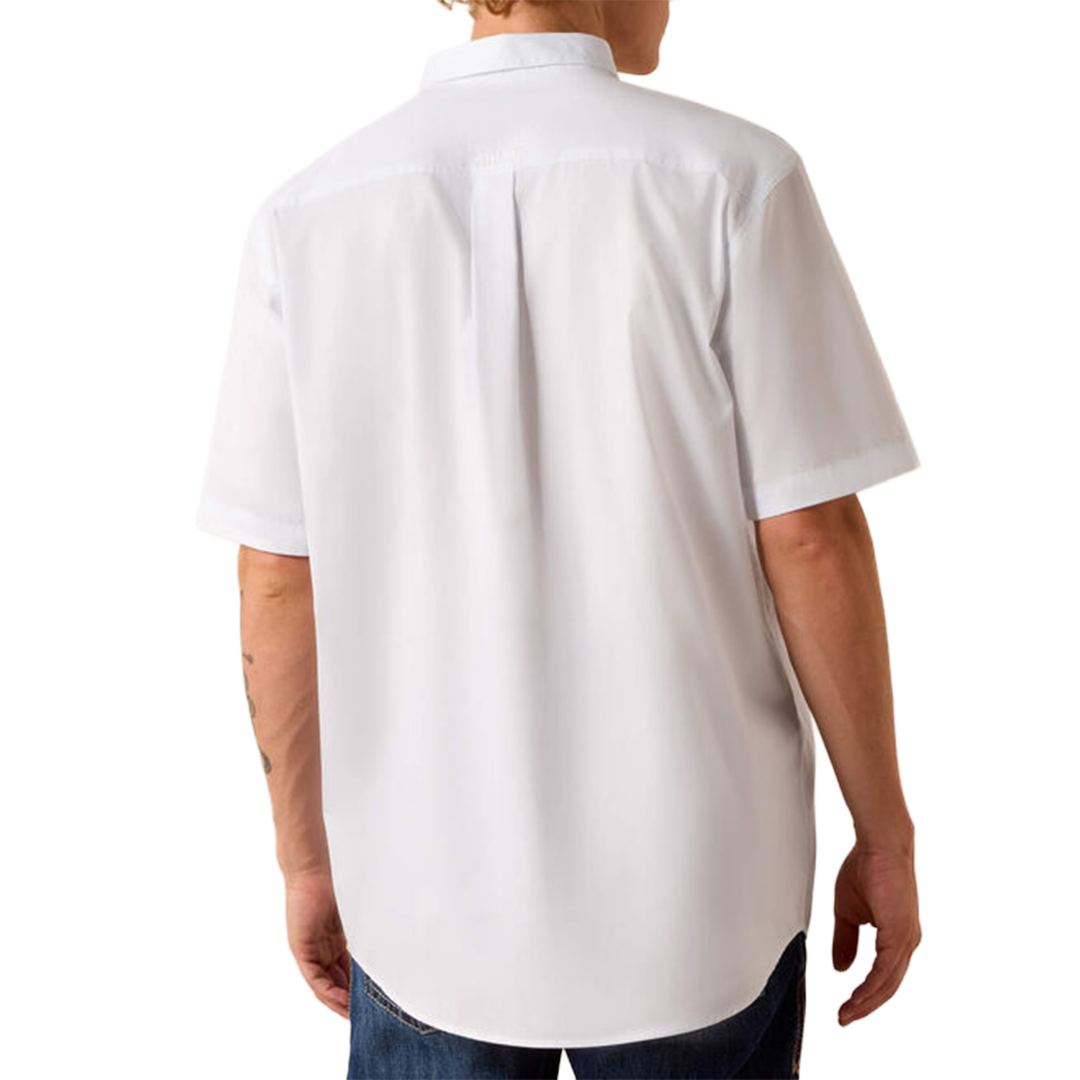 Ariat Men's Lightweight Twill Classic Fit Short Sleeve Button Shirt
