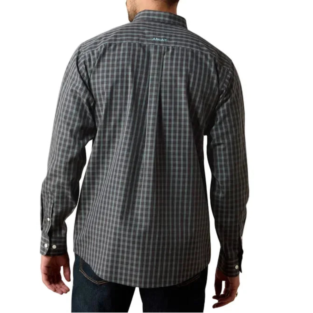 Ariat Men's Wrinkle Free Plaid Long Sleeve Button Shirt