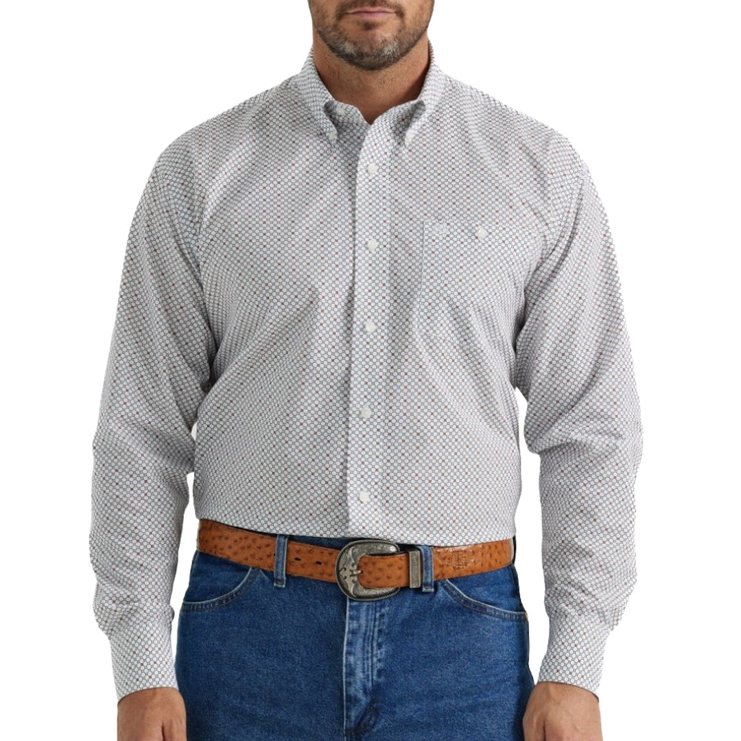 Wrangler Men's Classic Relaxed Fit Button-Down Shirt