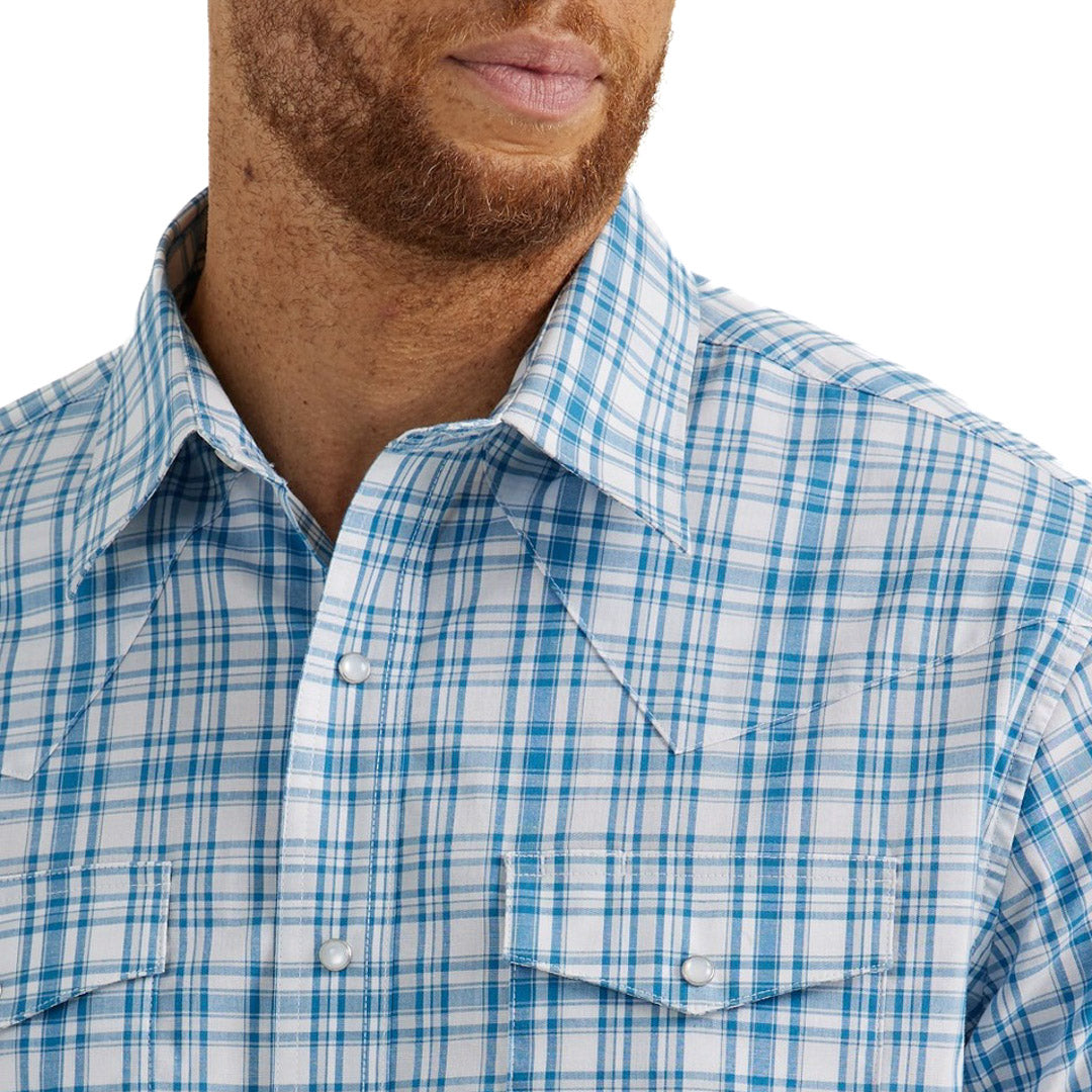 Wrangler Men's Wrinkle Resistant Plaid Short Sleeve Snap Shirt