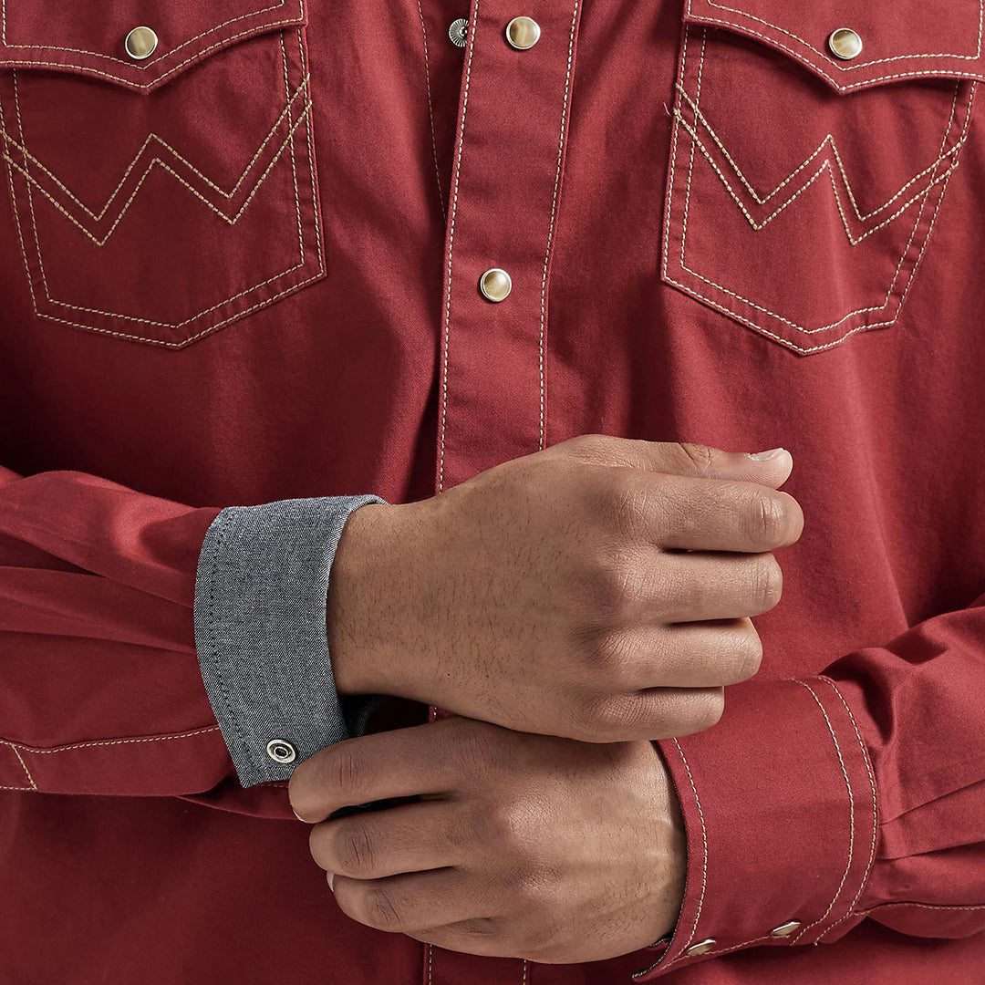 Wrangler Men's Retro Premium Western Snap Solid Shirt In Brick Red