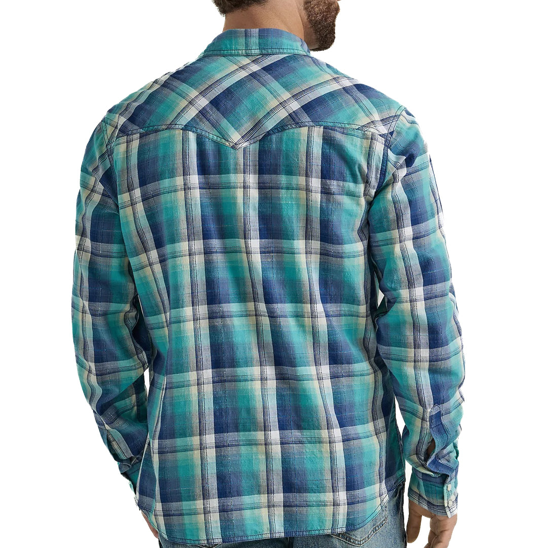 Wrangler Men's Retro Premium Plaid Snap Shirt In Blue