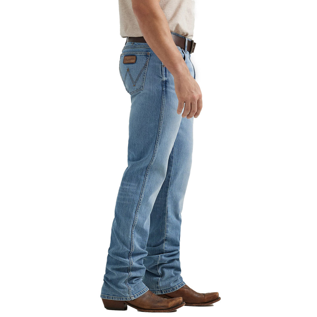 Wrangler Men's Retro Slim Fit Bootcut Woodmere Jeans