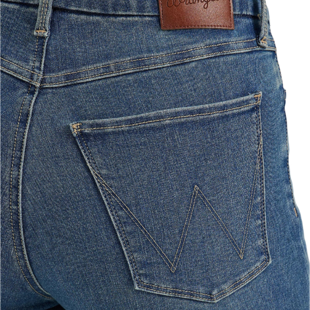 Wrangler Women's Bespoke High Rise Bootcut Jean