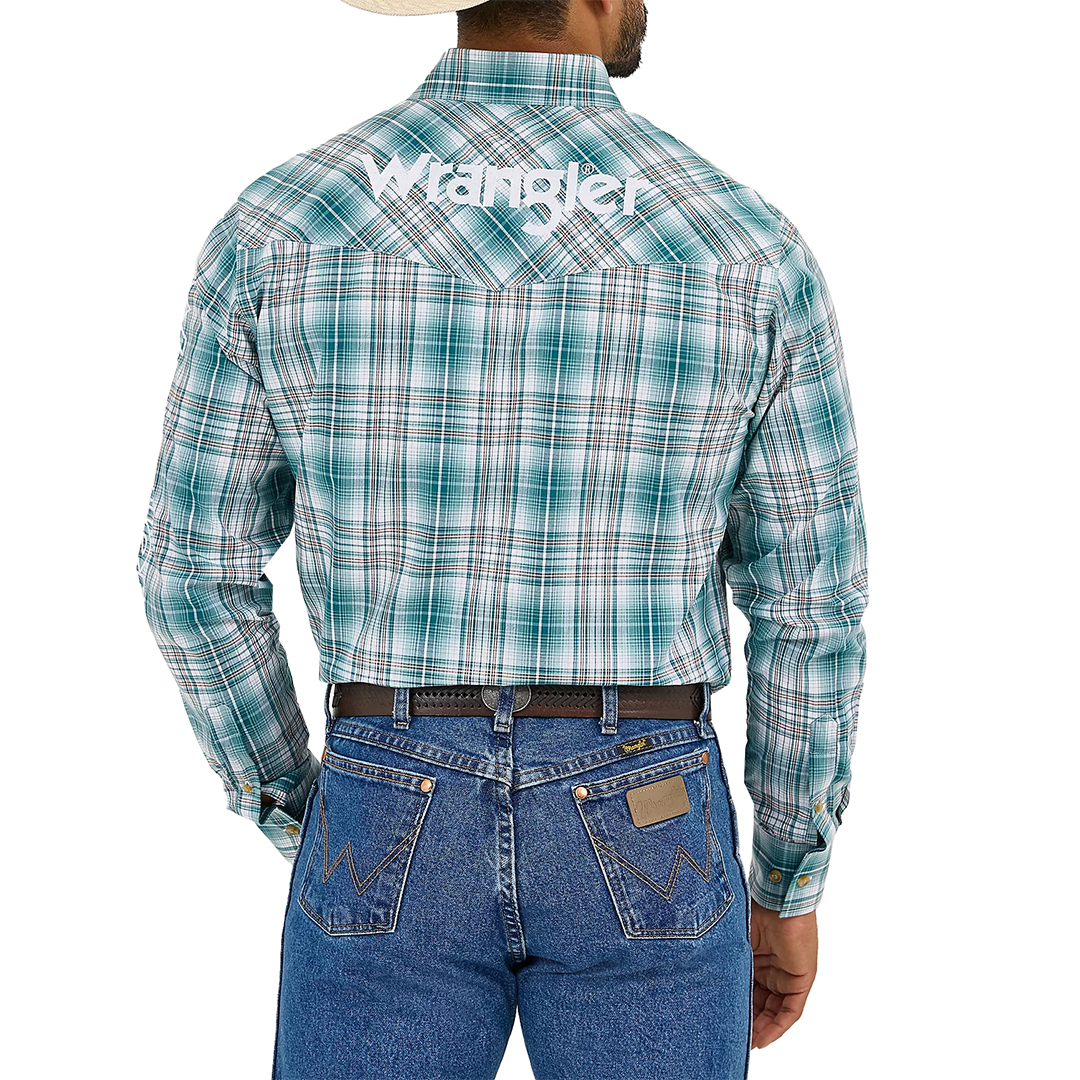 Wrangler Men's Logo Plaid Long Sleeve Button Shirt