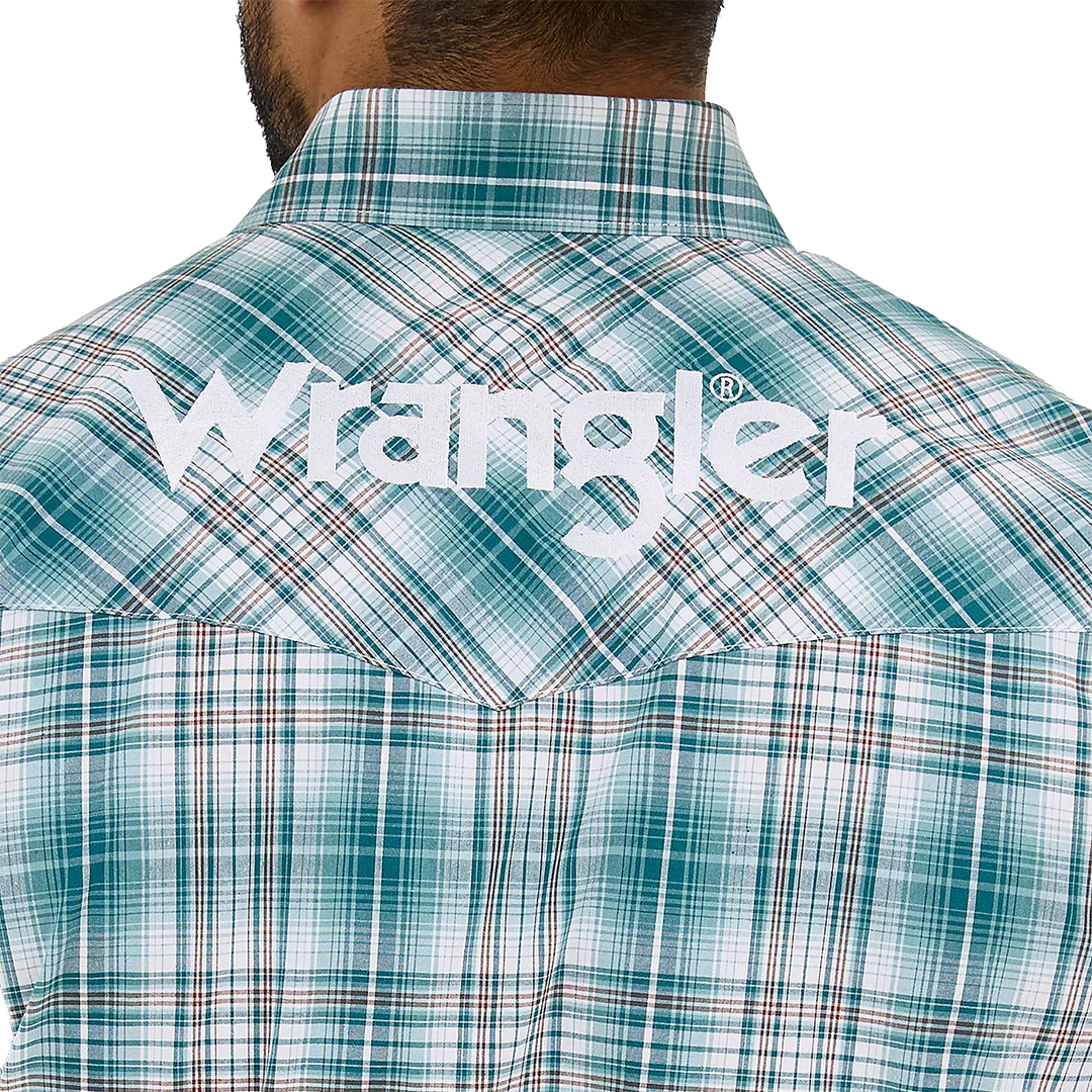Wrangler Men's Logo Plaid Long Sleeve Button Shirt