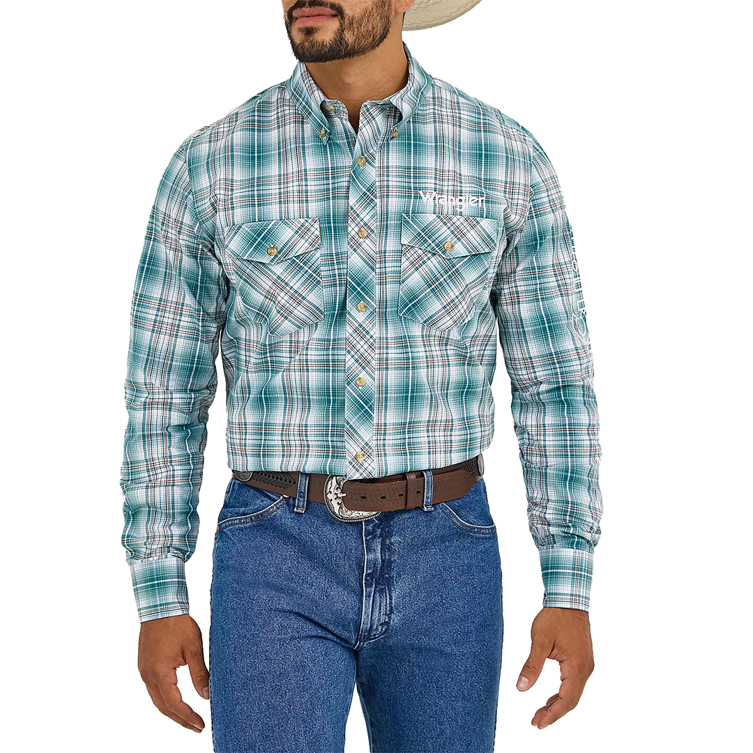 Wrangler Men's Logo Plaid Long Sleeve Button Shirt