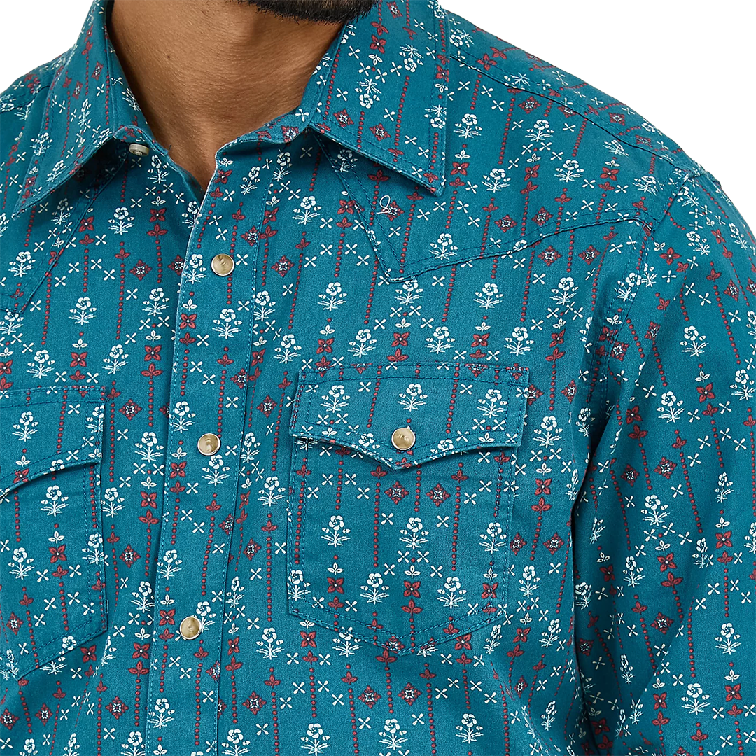 Wrangler Men's Retro Premium Long Sleeve Snap Shirt