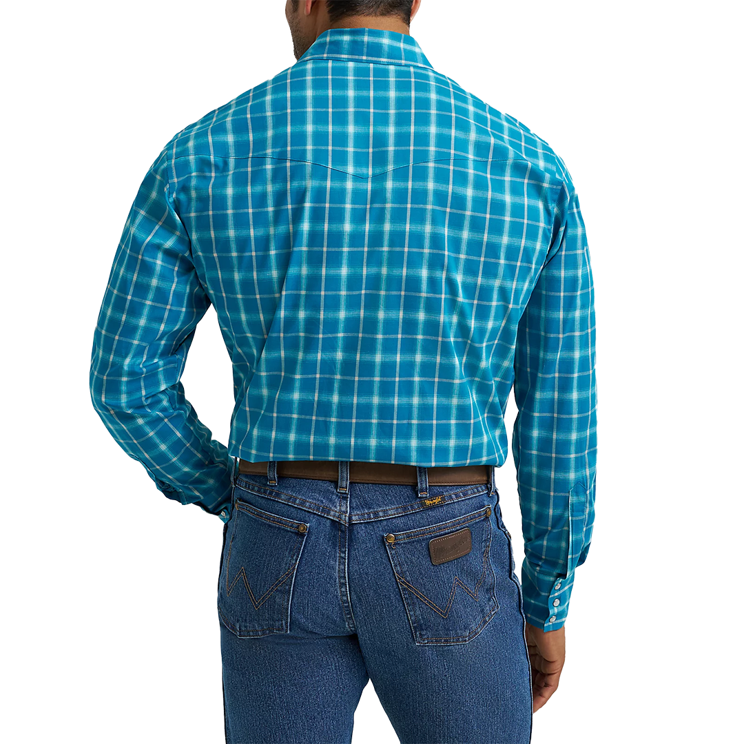 Wrangler Men's Wrinkle Resist Long Sleeve Western Snap Plaid Shirt