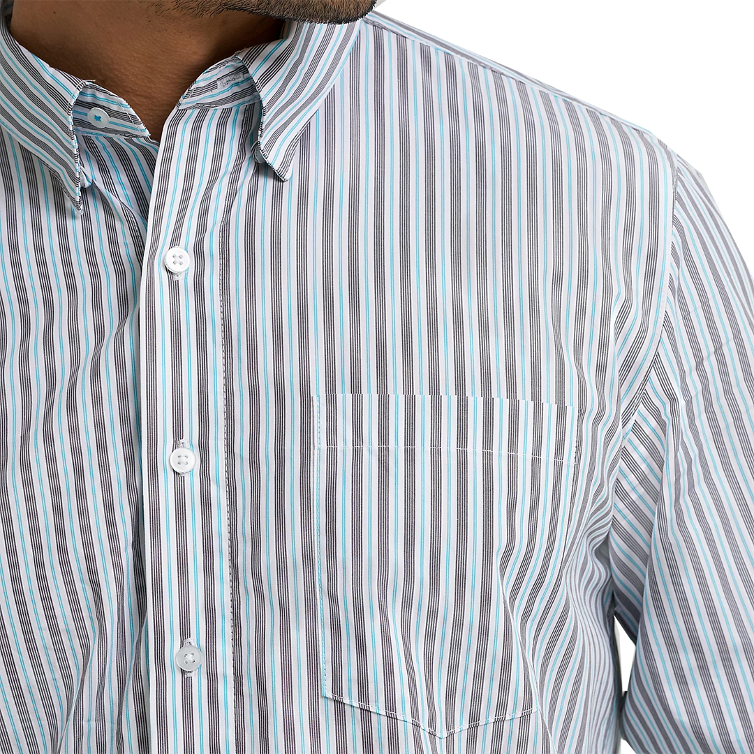 Wrangler Men's Cody Johnson Long Sleeve Button Down Shirt