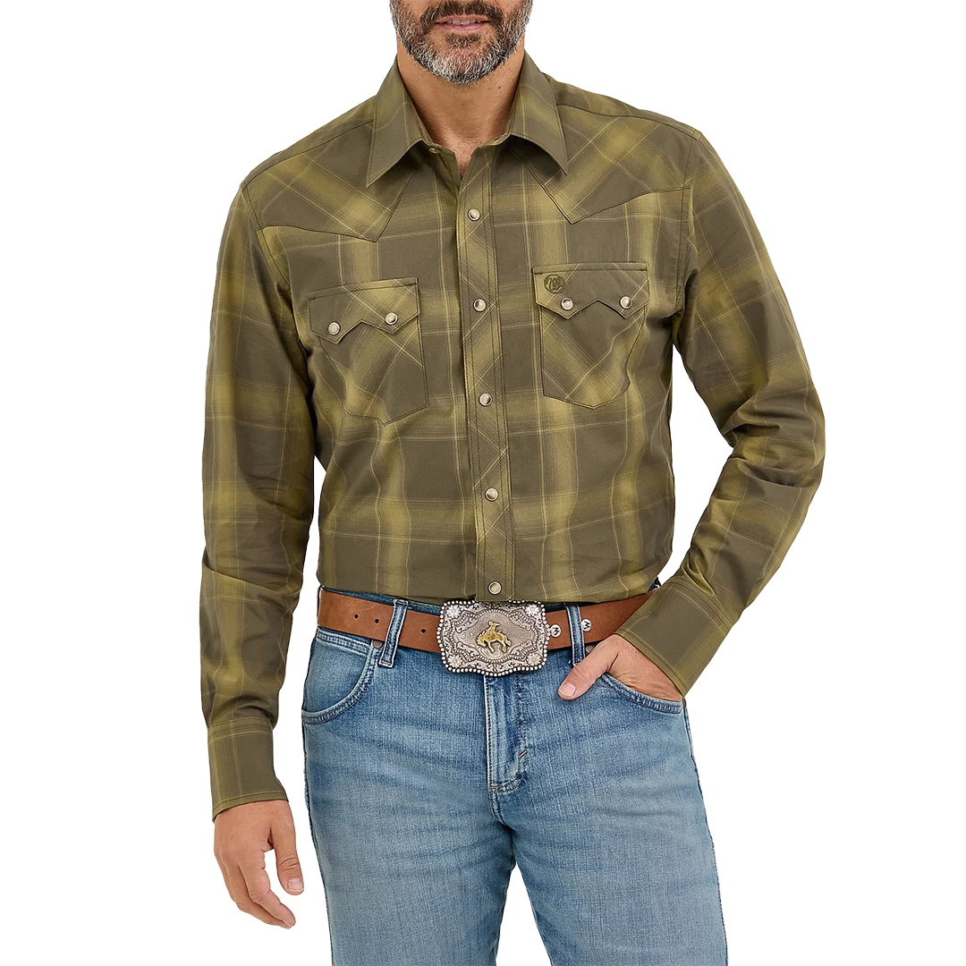 Wrangler Men's Retro Western Long Sleeve Snap Shirt