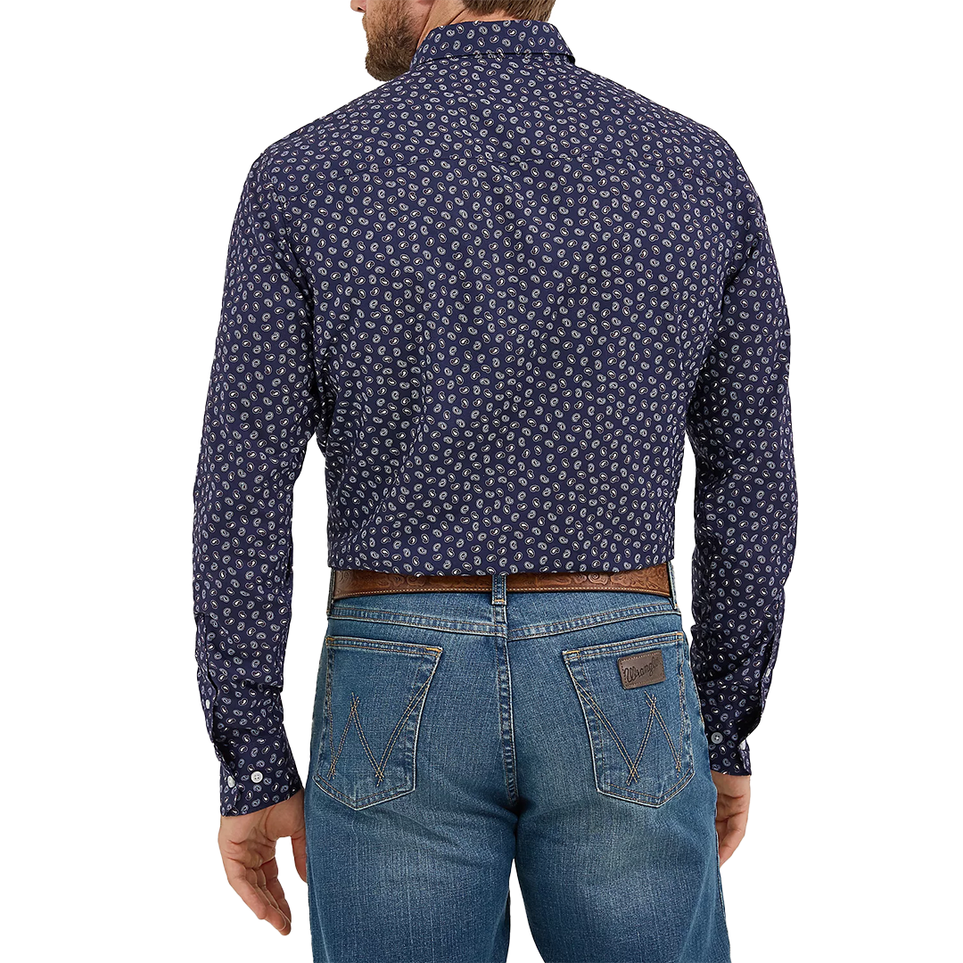 Wrangler Men's Cody Johnson Long Sleeve One Pocket Button Down Shirt