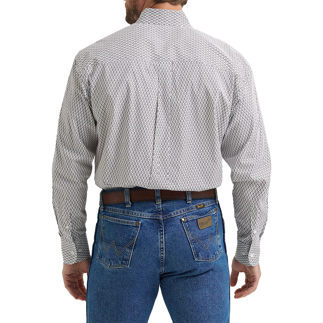 Wrangler Men's George Strait Long Sleeve Button Down Shirt