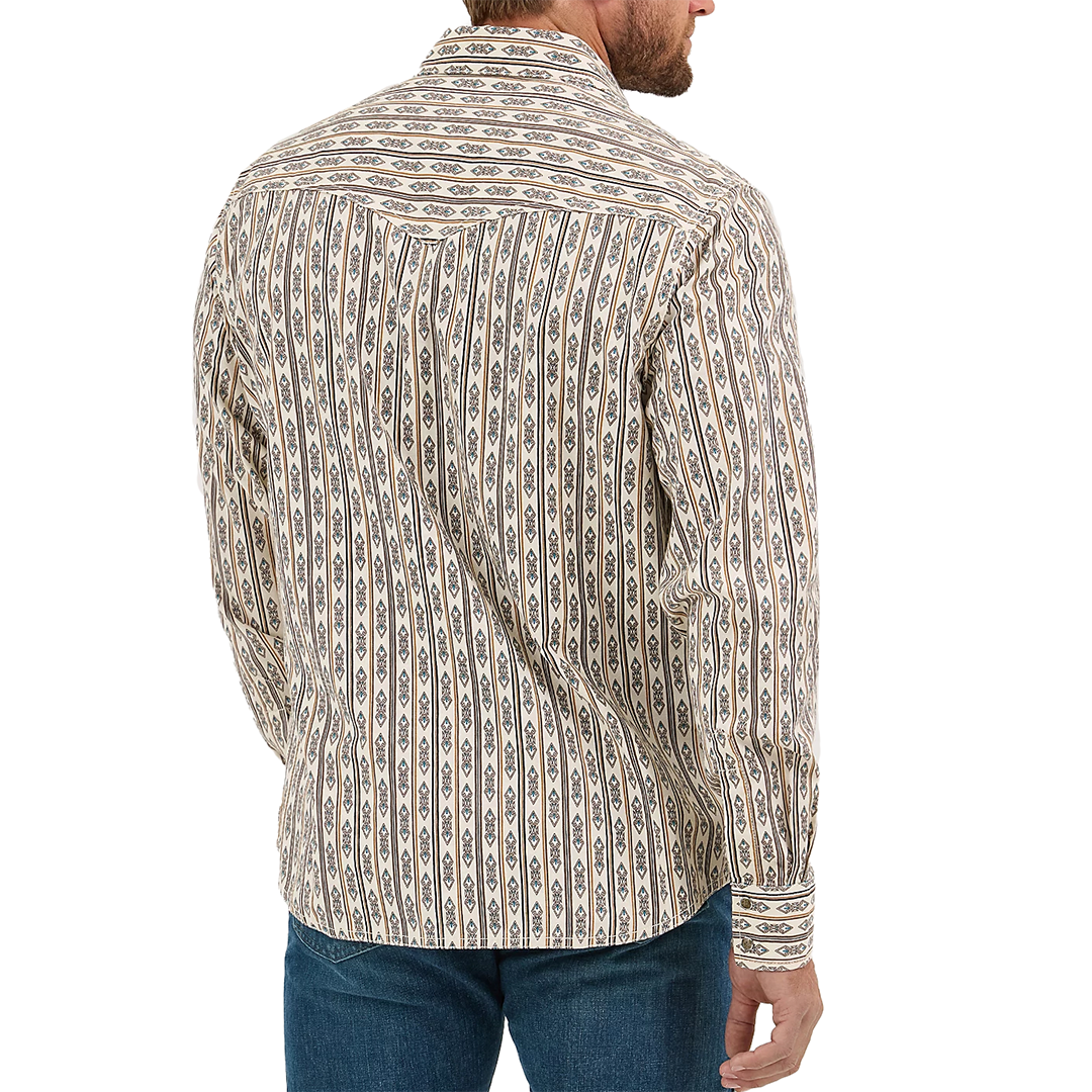 Wrangler Men's Retro Long Sleeve Western Snap Shirt
