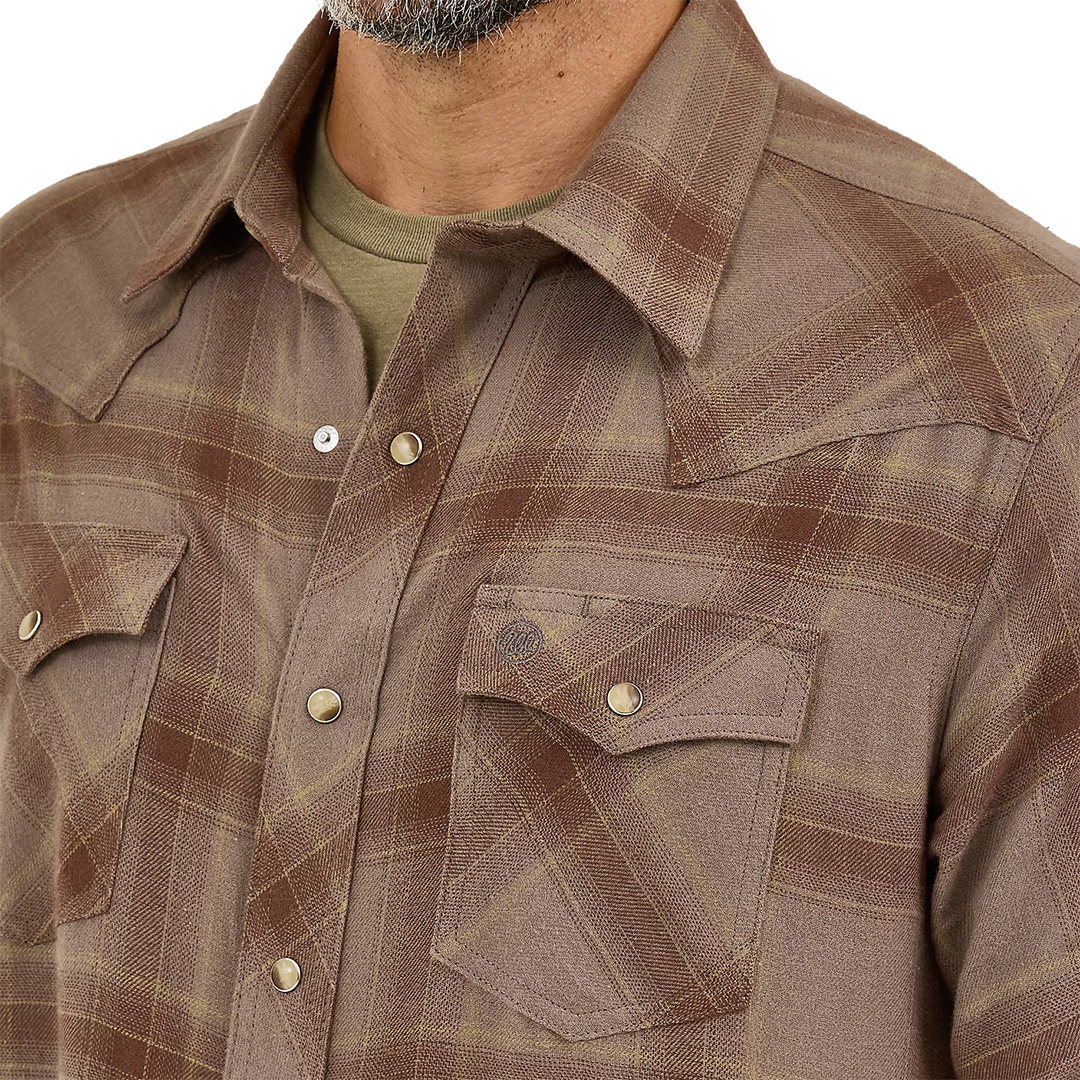 Wrangler Men's Retro Flannel Plaid Western Long Sleeve Snap Shirt