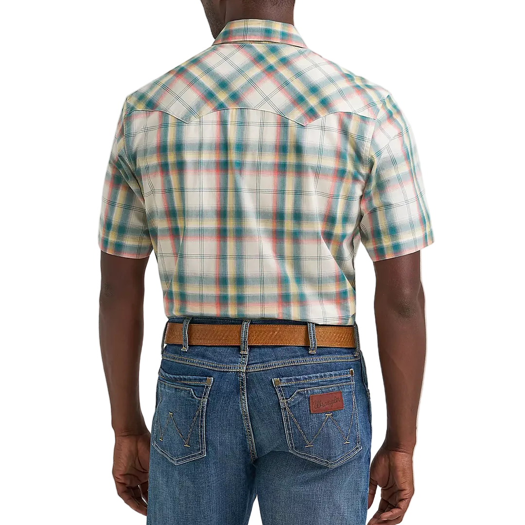 Wrangler Men's Retro Short Sleeve Snap Shirt