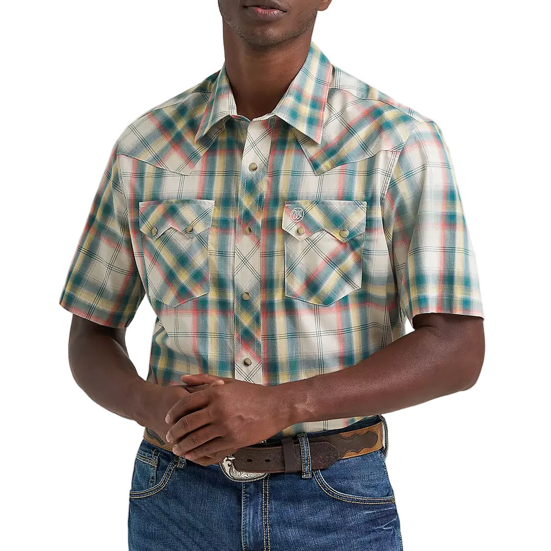 Wrangler Men's Retro Short Sleeve Snap Shirt