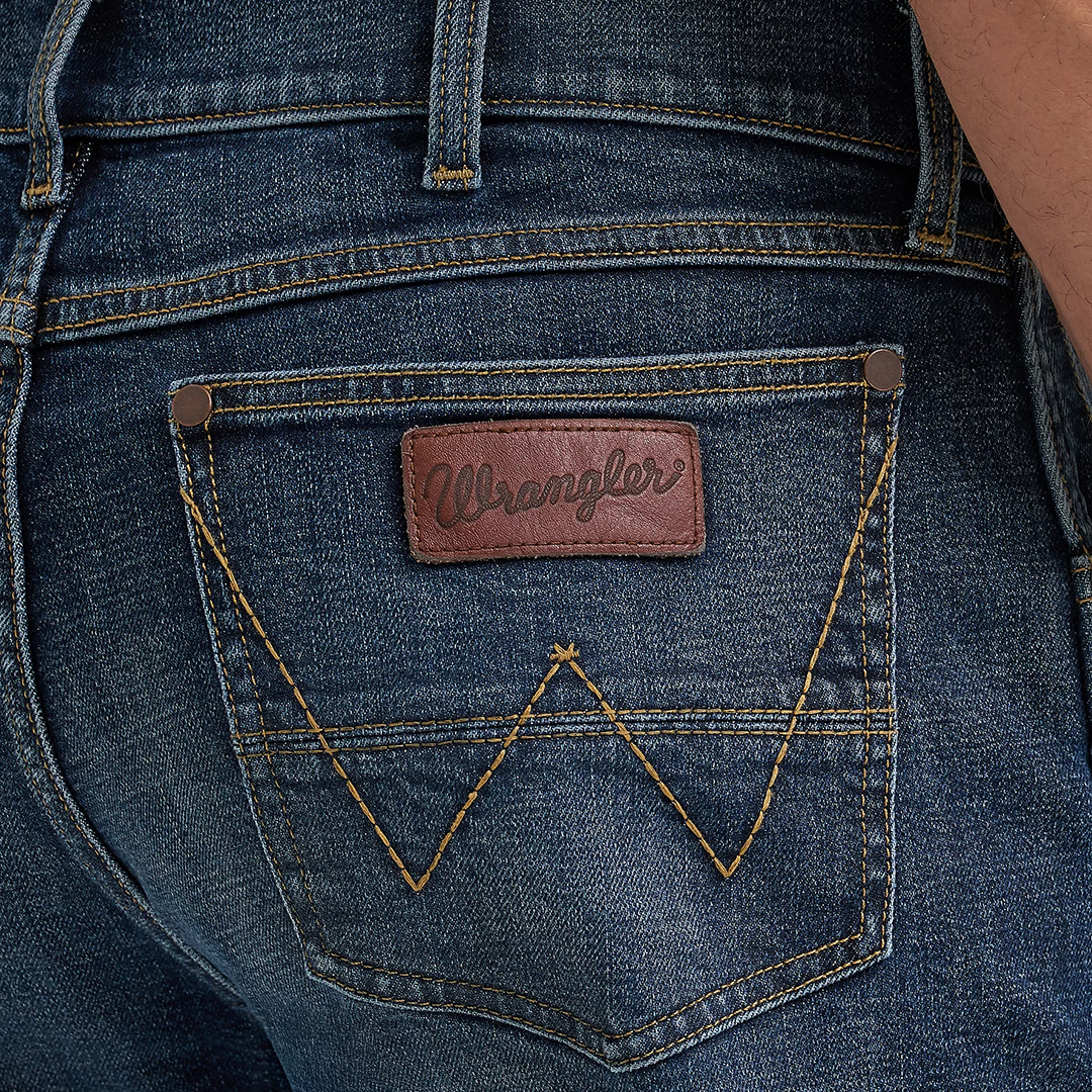 Wrangler Men's Retro Slim Fit Bootcut Jeans