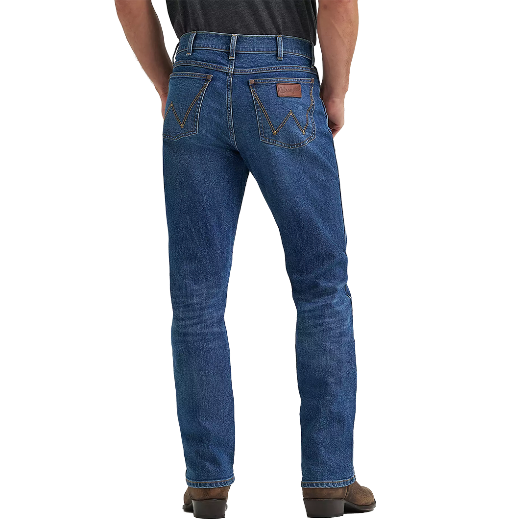 Wrangler Men's Retro Slim Fit Straight Leg Jeans