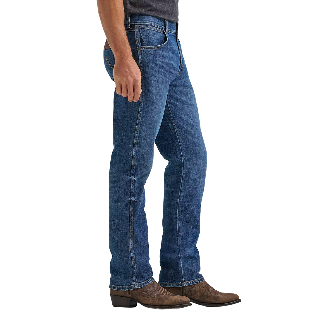 Wrangler Men's Retro Slim Fit Straight Leg Jeans