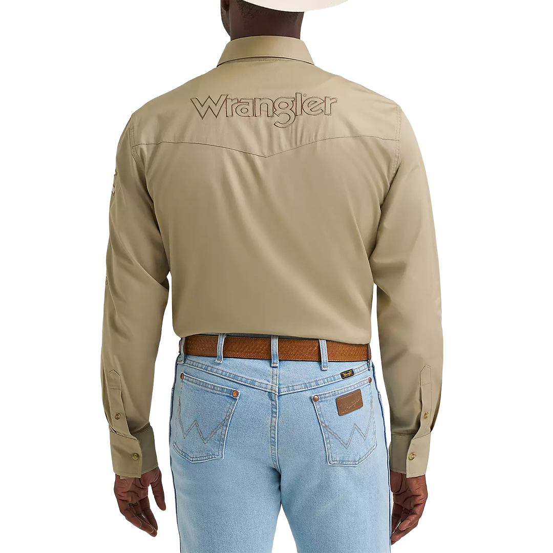 Wrangler Men's Logo Long Sleeve Button Shirt