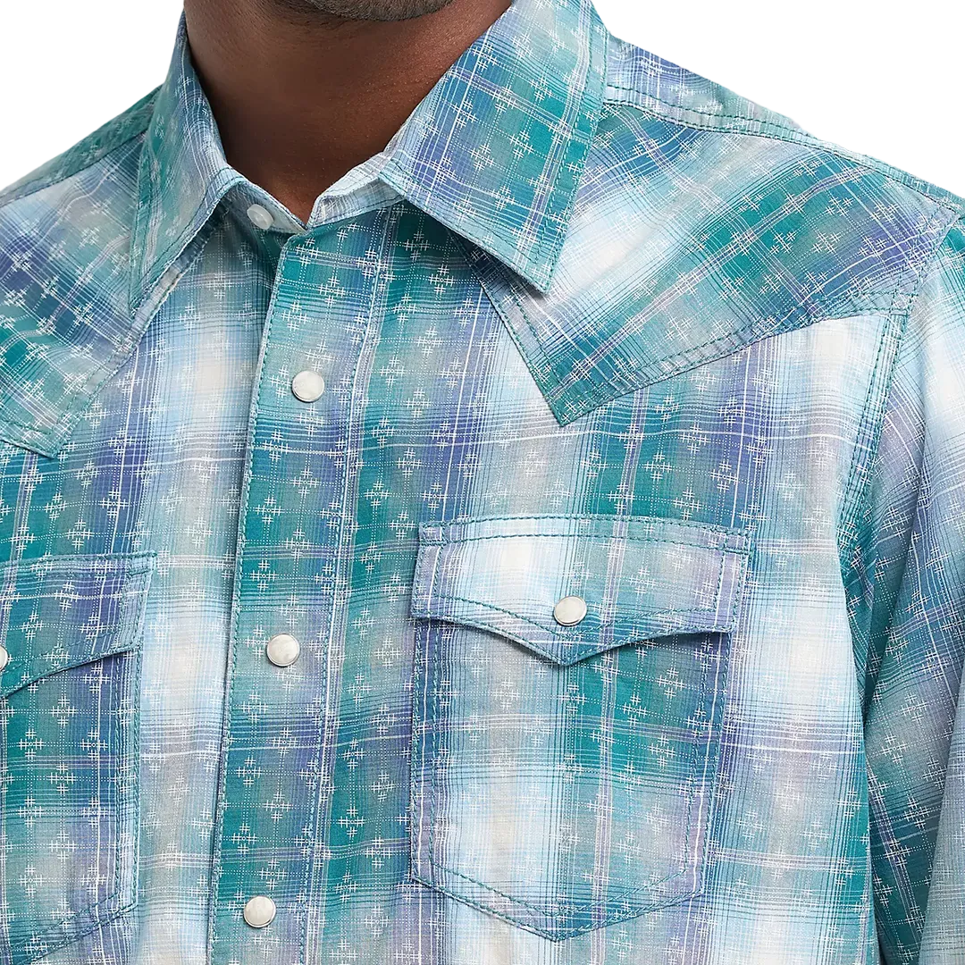 Wrangler Men's Retro Plaid Long Sleeve Snap Shirt