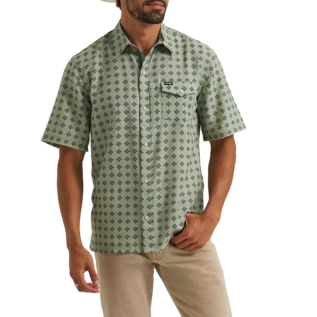 Wrangler Men's All Terrain Gear Long Sleeve Snap Shirt