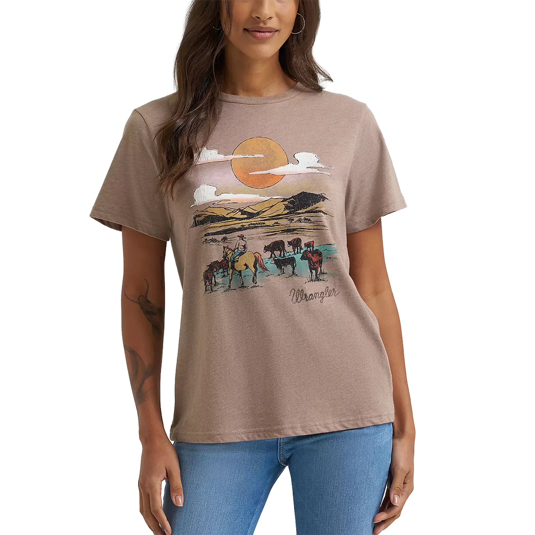 Wrangler Women's Desert Landscape Reg Fit Graphic T-Shirt