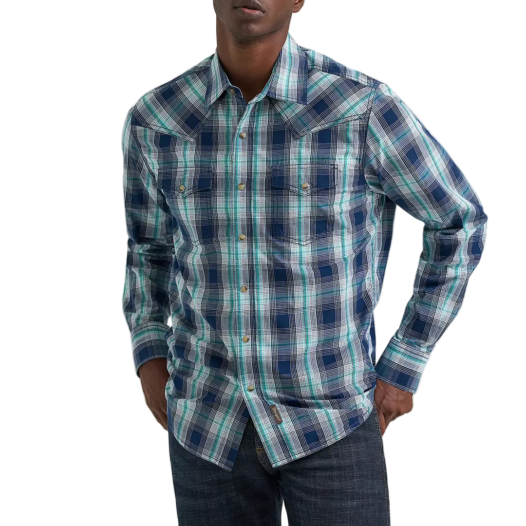 Wrangler Men's Retro Premium Plaid Long Sleeve Snap Shirt