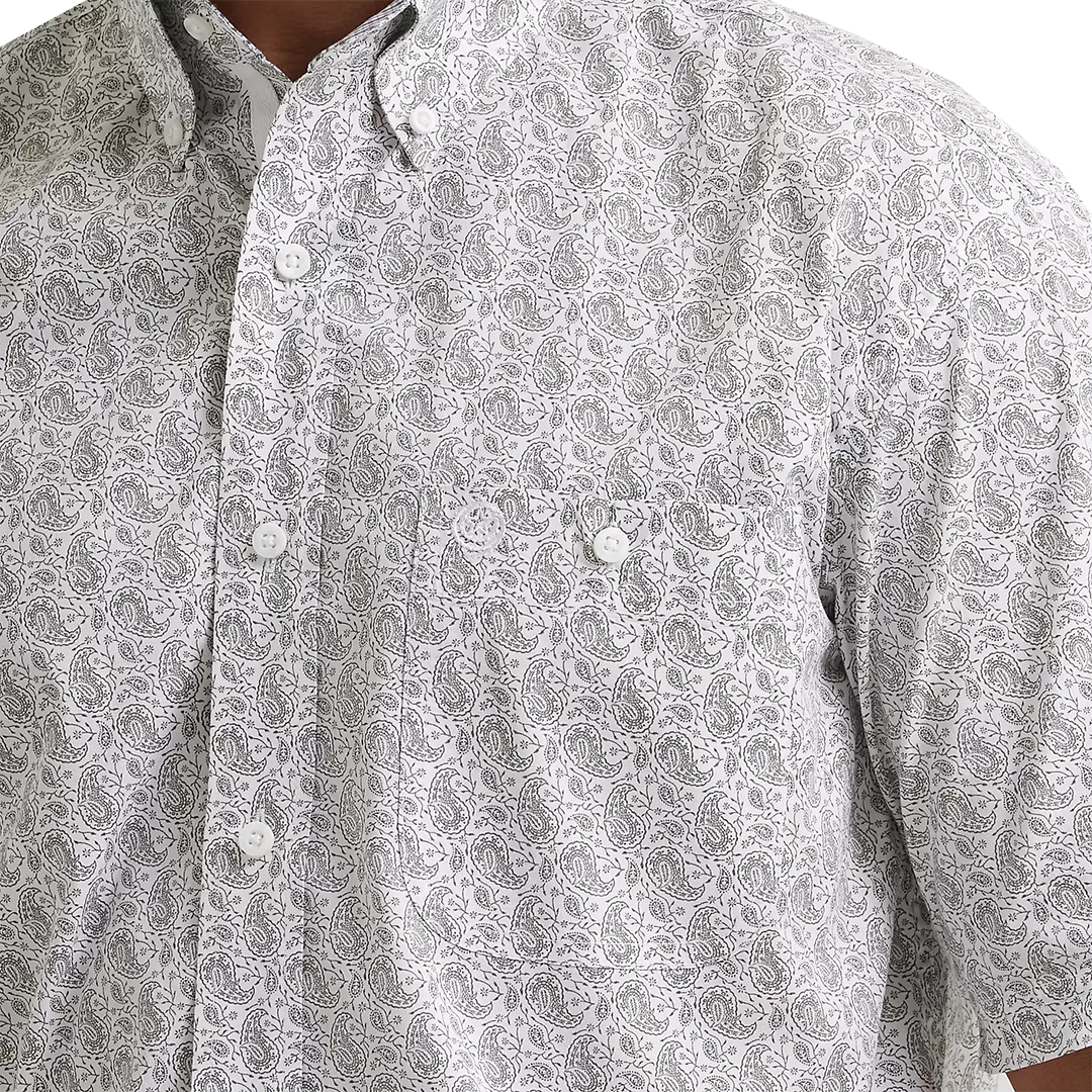 Wrangler Men's George Strait Paisley Print Short Sleeve Button Shirt
