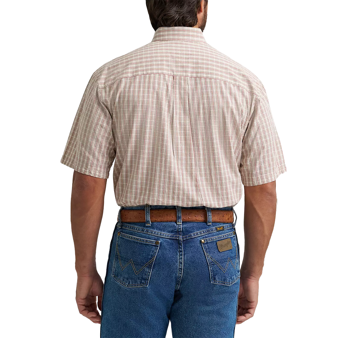 Wrangler Men's  George Strait Plaid Short Sleeve Button Shirt