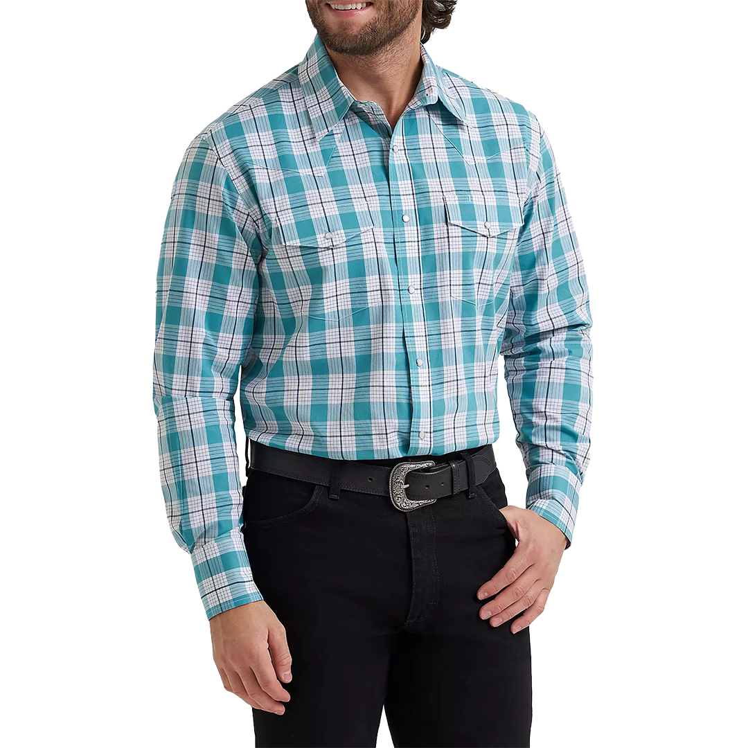 Wrangler Men's Wrinkle Resist Plaid Long Sleeve Snap Shirt