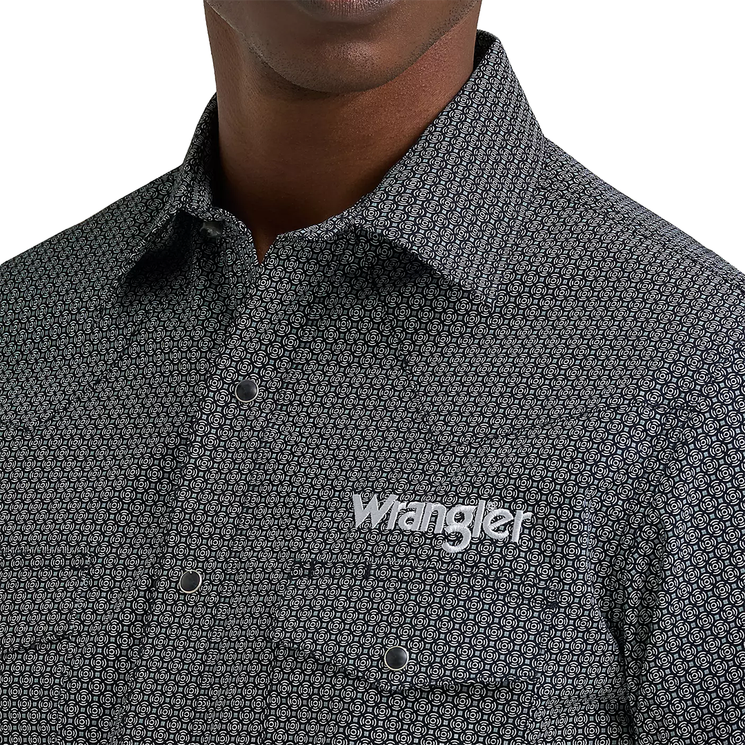 Wrangler Men's Logo Long Sleeve Snap Shirt