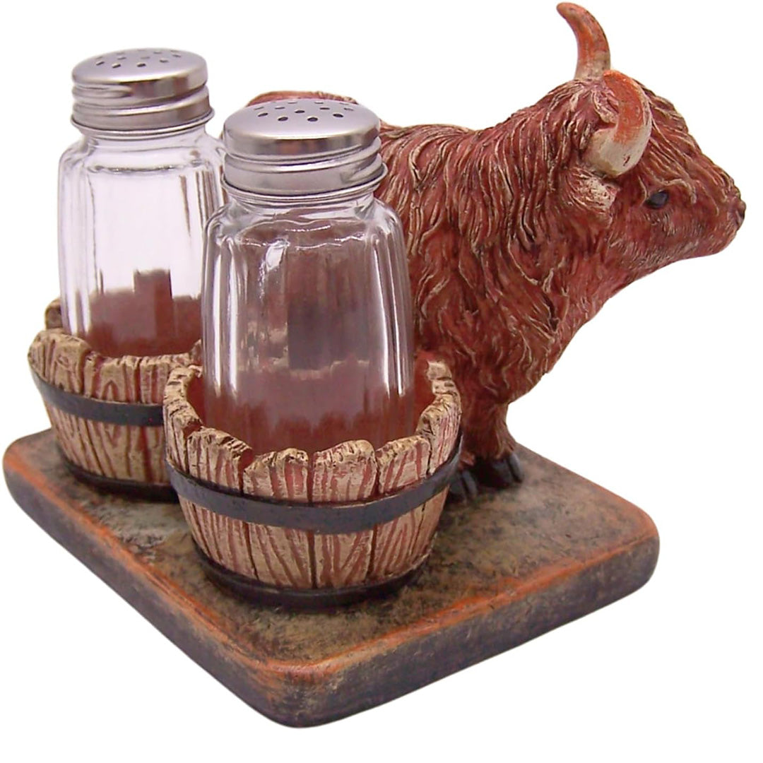 De Leon Highland Cow Salt and Pepper Shaker Set