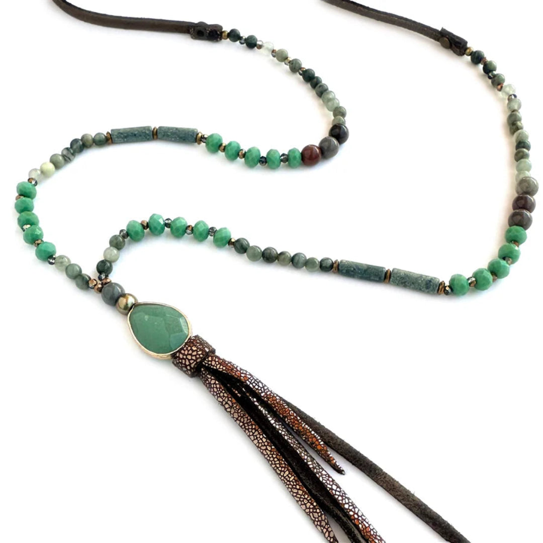 Wyo Horse Women's Long Faceted Glass Bead Necklace