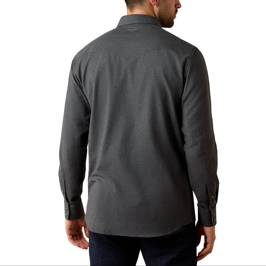 Ariat Men's Solid Long Sleeve Snap Shirt